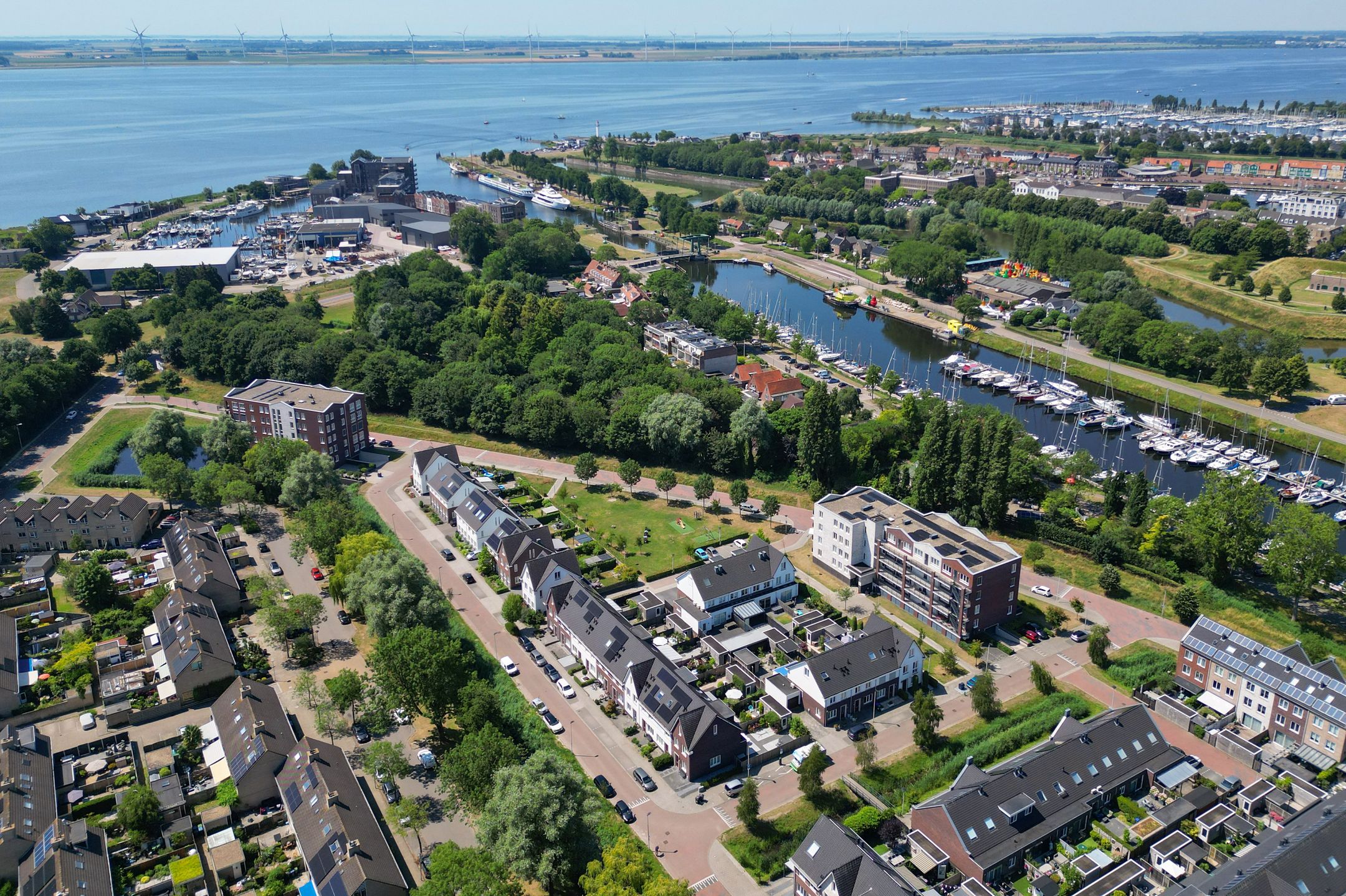 Foto 48 van Vierasser 31