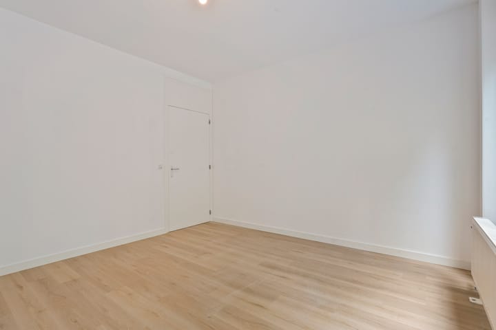 Foto 13 van Leonard Springerlaan 35-13