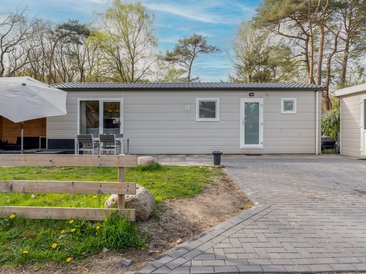 Foto 2 van Dwarsweg 3