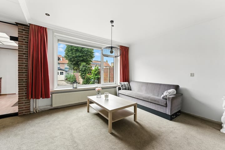 Foto 12 van Adama van Scheltemastraat 28