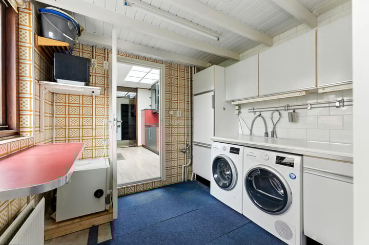 Foto 20 van Adama van Scheltemastraat 28