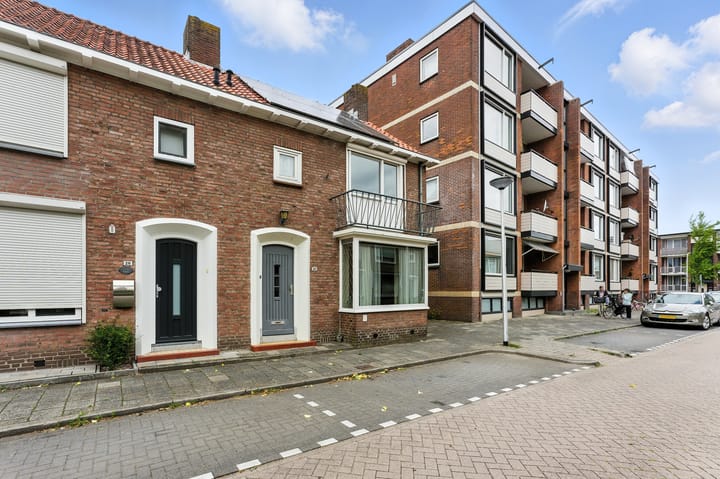 Foto 45 van Adama van Scheltemastraat 28