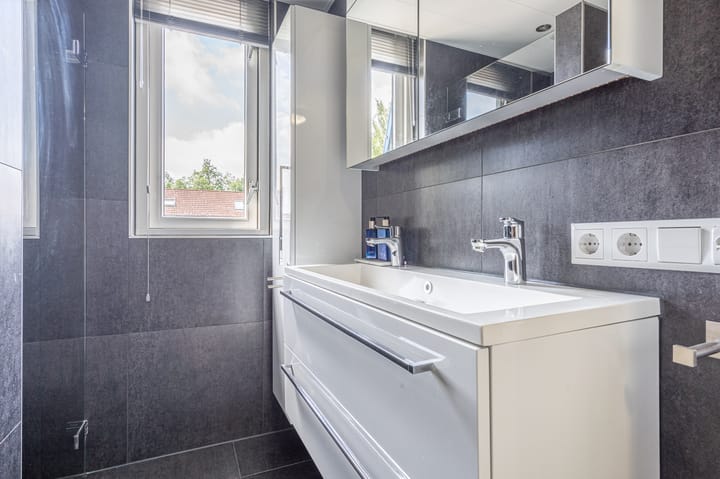 Foto 28 van Alexander Dubcekweg 141