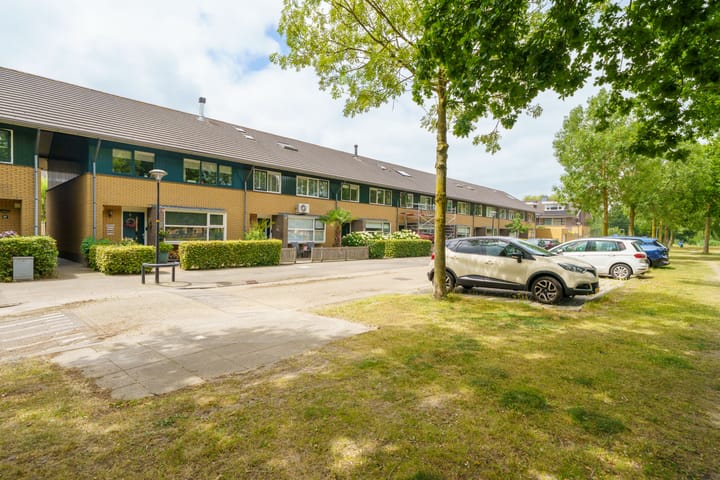 Foto 37 van Junistraat 103