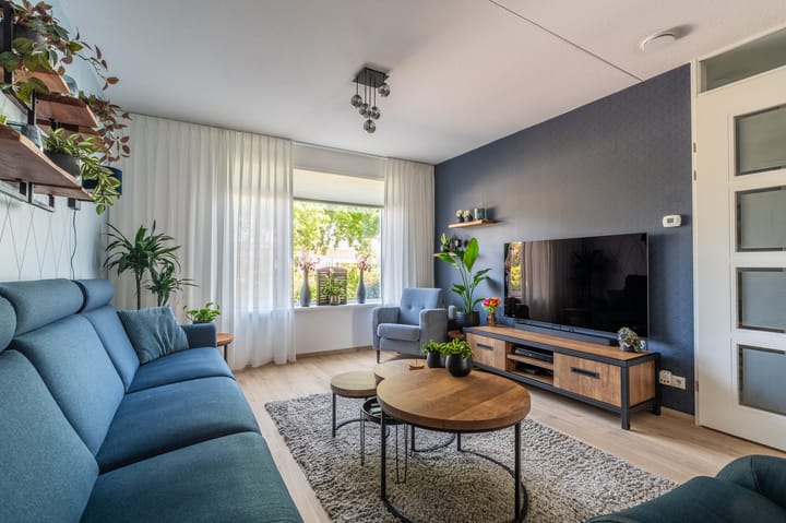 Foto 4 van Burgemeester Lewe van Aduardstraat 1