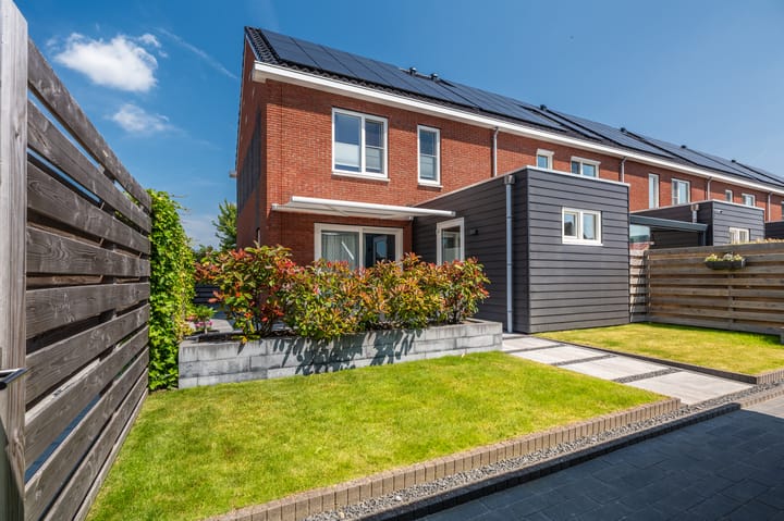 Foto 14 van Burgemeester Lewe van Aduardstraat 1