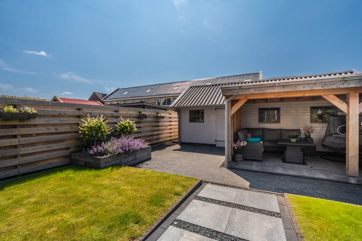 Foto 21 van Burgemeester Lewe van Aduardstraat 1