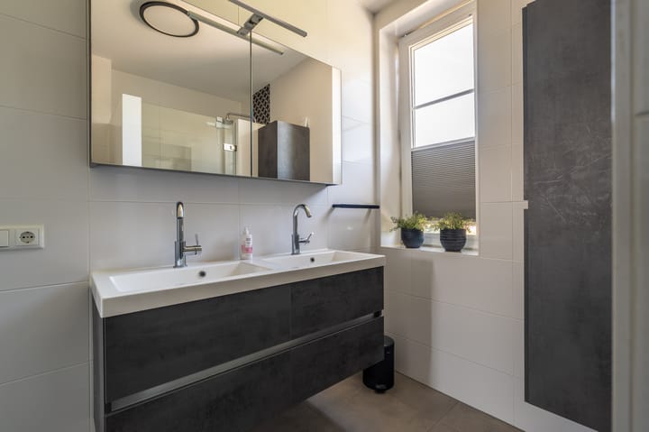 Foto 55 van Burgemeester Lewe van Aduardstraat 1