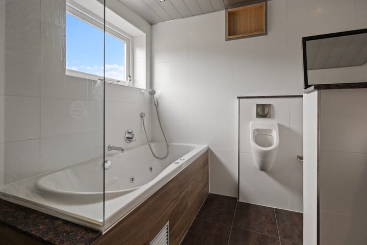 Foto 13 van Oester 28