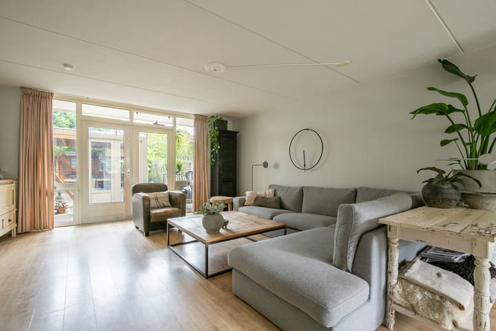 Foto 2 van Carisven 47