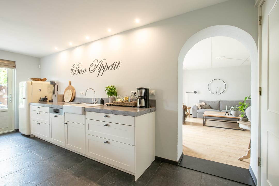 Photo 8 of Carisven 47