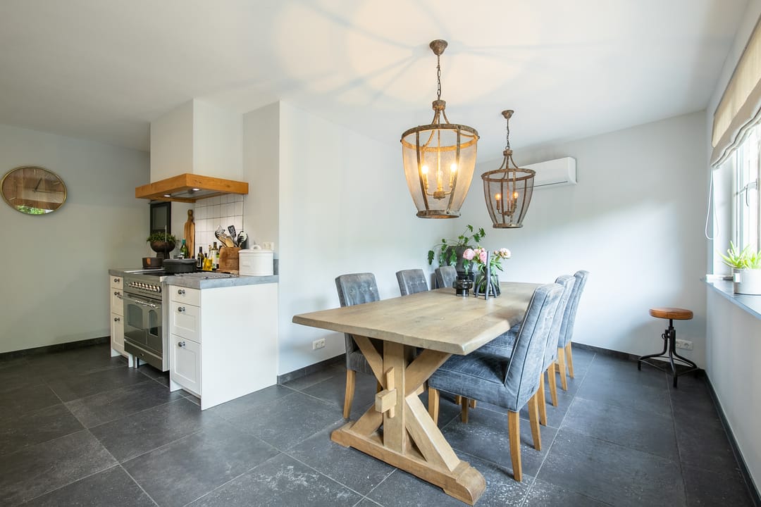 Photo 11 of Carisven 47