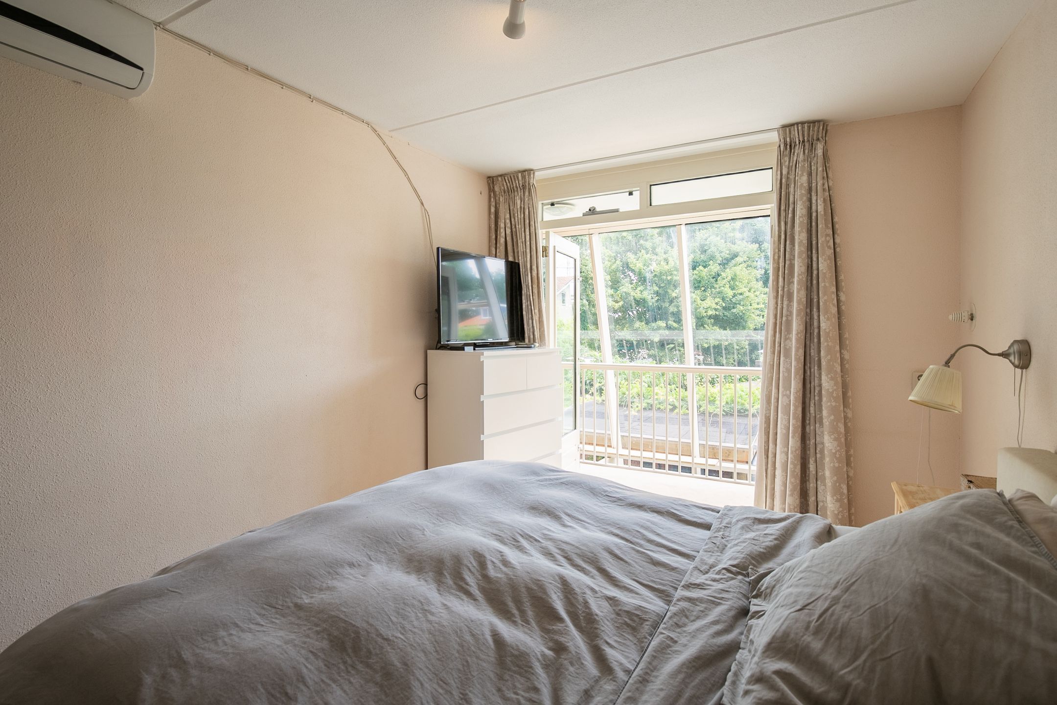 Photo 15 of Carisven 47