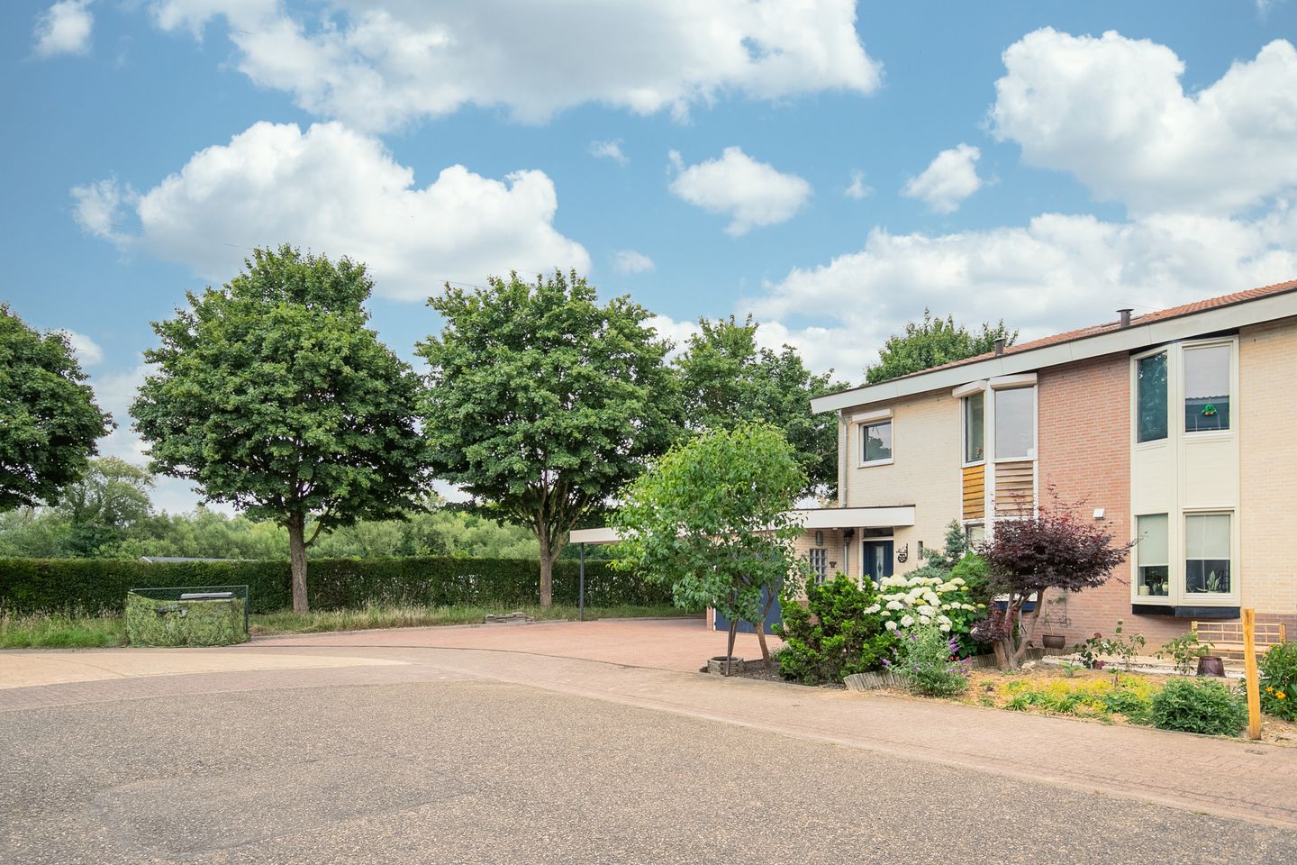 Photo 34 of Carisven 47