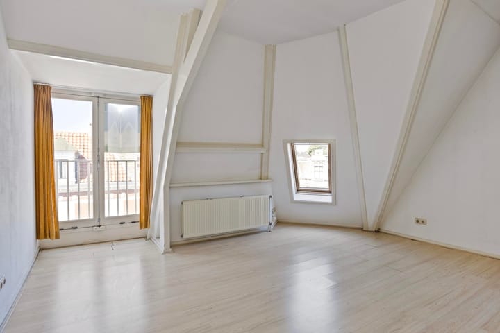 Foto 11 van Laan van Meerdervoort 134-D