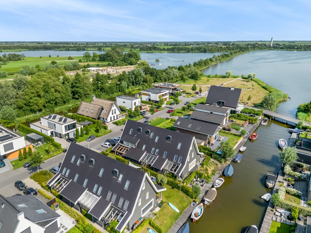 Foto 53 van De Regenboog 48