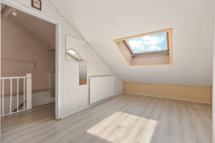 Foto 24 van Loppersumhof 152