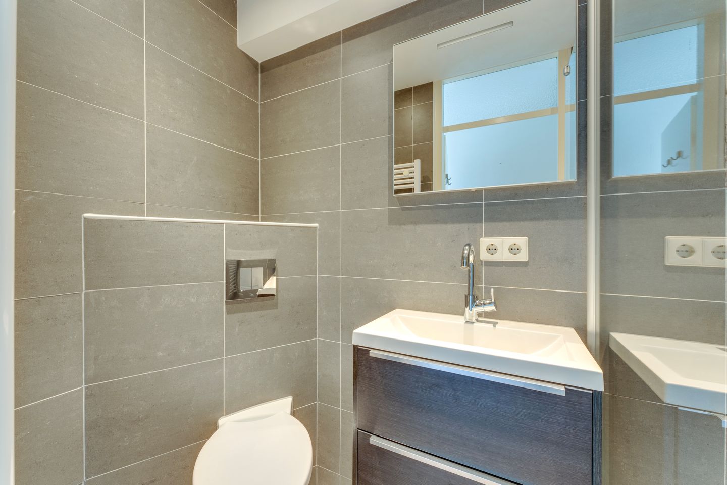 Foto 14 van Graaf Adolflaan 67