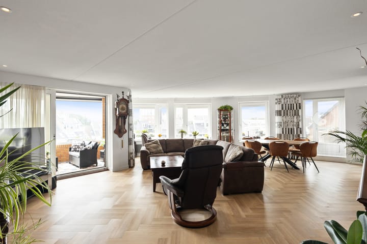 Foto 7 van Mercurius 52