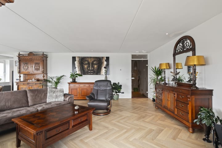 Foto 8 van Mercurius 52