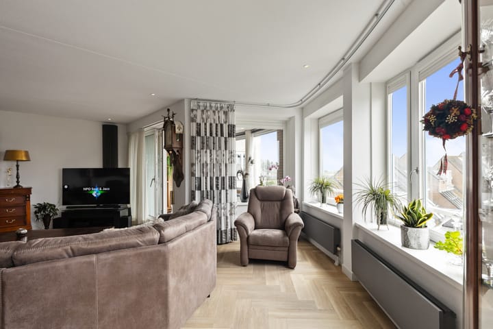 Foto 13 van Mercurius 52