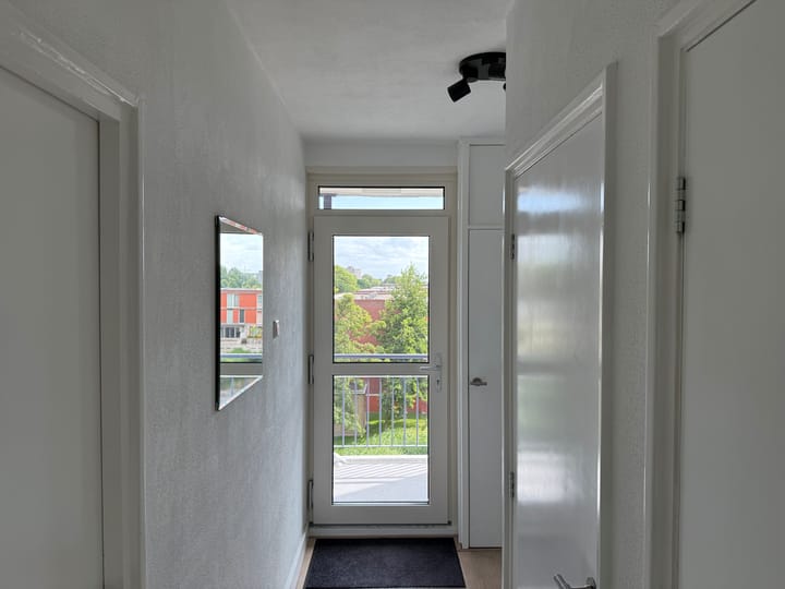 Photo 8 of Norenburg 189