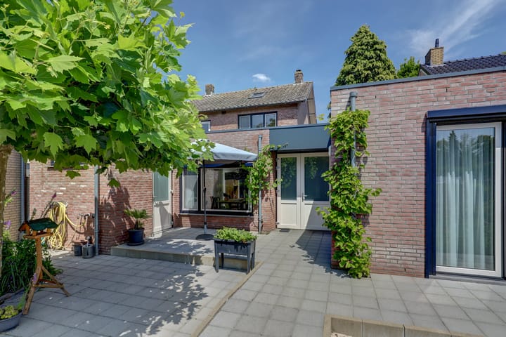 Foto 38 van Sint Josephstraat 9