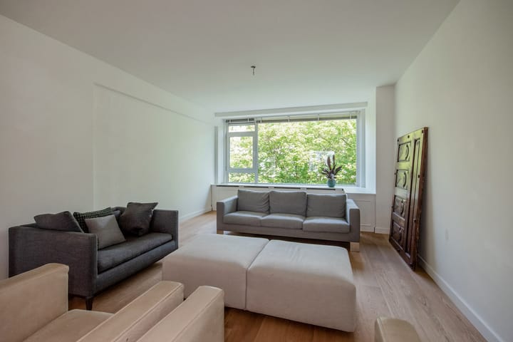 Foto 8 van Rigolettostraat 157