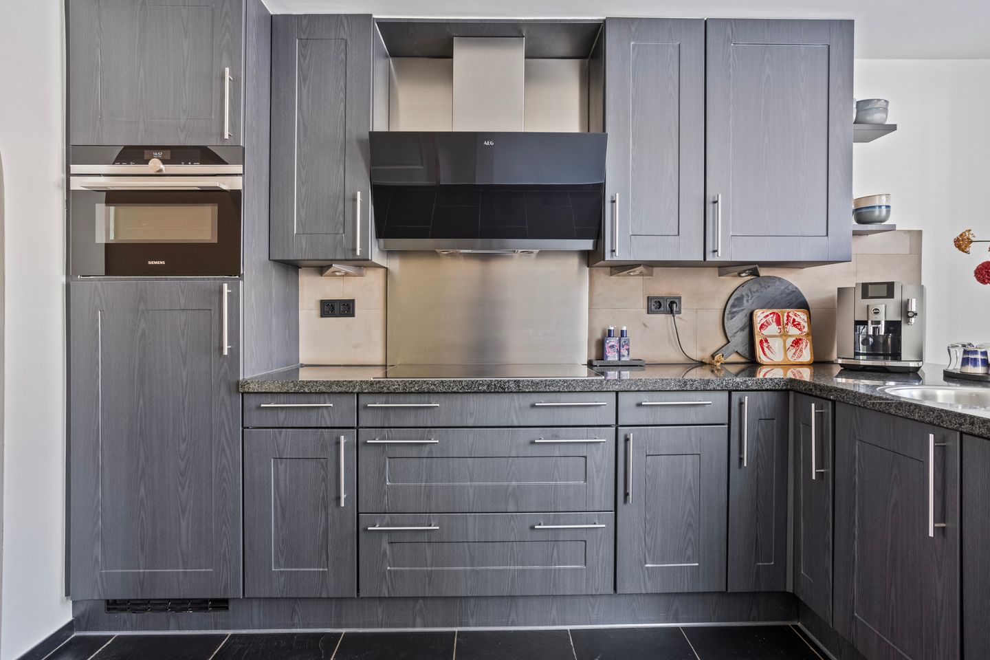 Foto 14 van Korenschuur 52