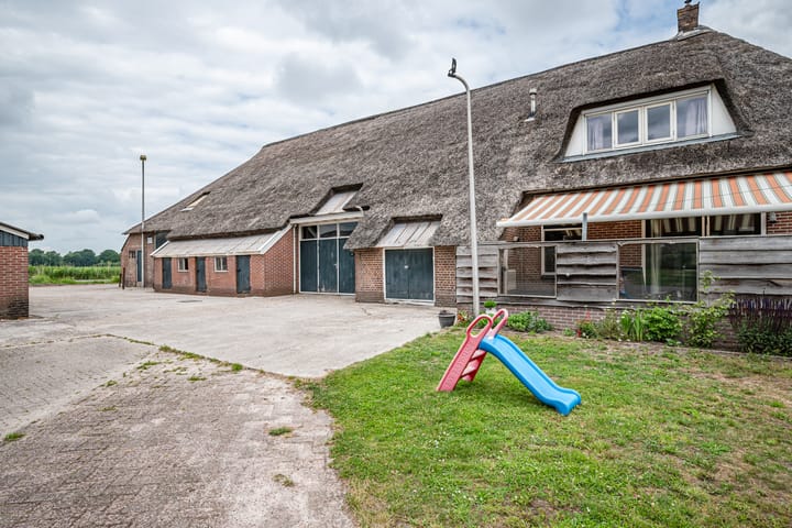 Photo 3 of Weerwille 10