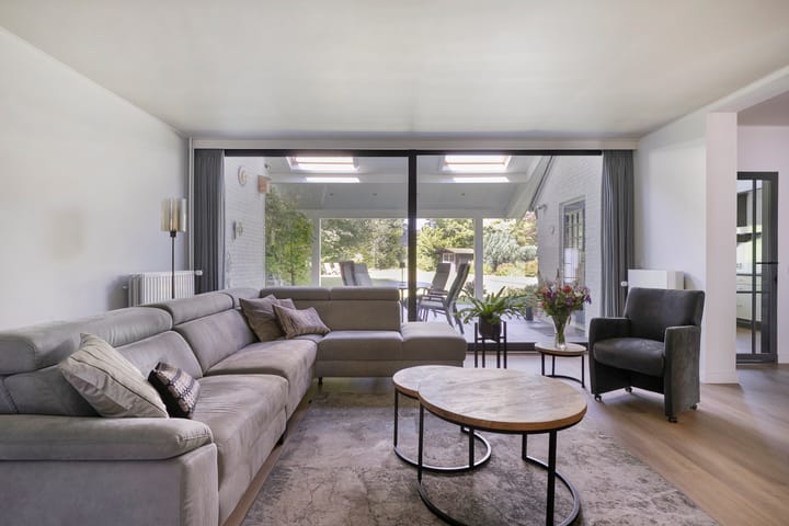 Foto 11 van Dennenlaan 8