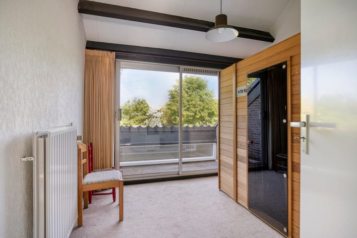 Foto 29 van Dennenlaan 8