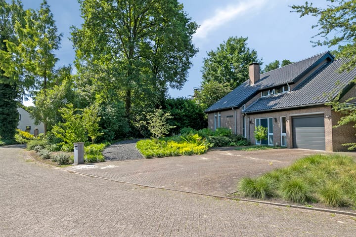 Foto 49 van Dennenlaan 8