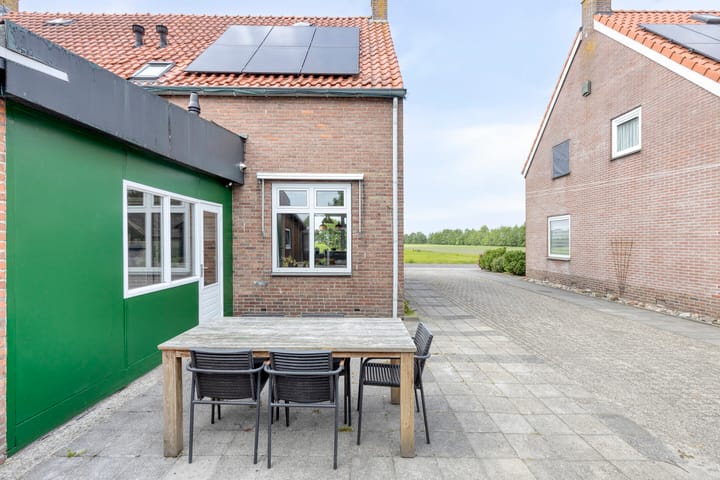 Foto 24 van Schoolweg 24