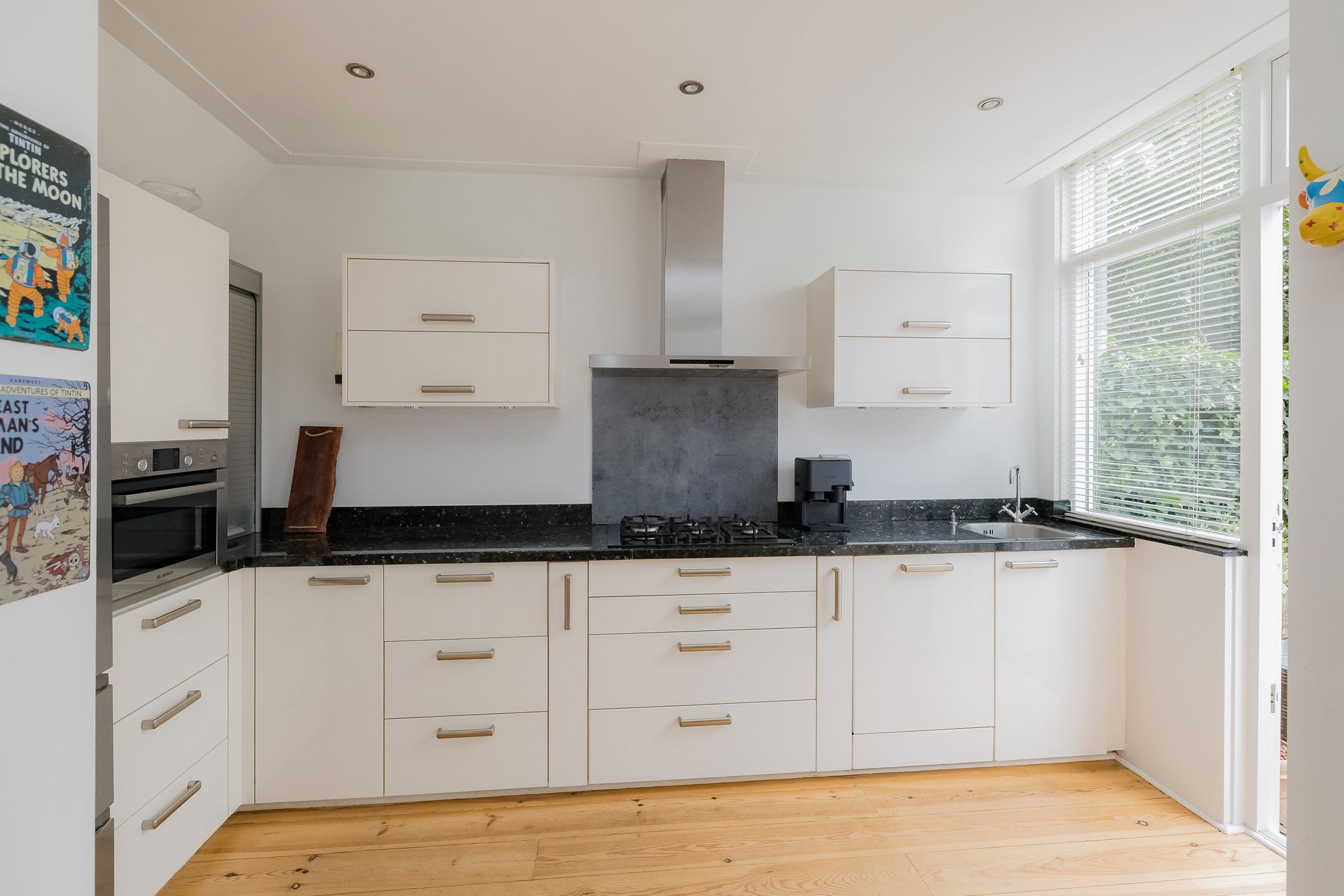 Photo 21 of Boerhaavestraat 8