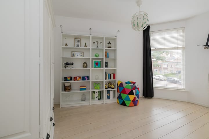 Photo 34 of Boerhaavestraat 8