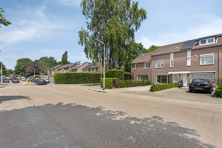 Foto 40 van Beeklaan 44