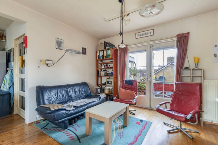 Photo 12 of Frederik Hendrikstraat 15-I