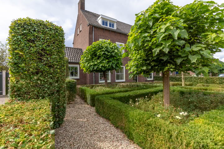 Foto 10 van Grotestraat 8