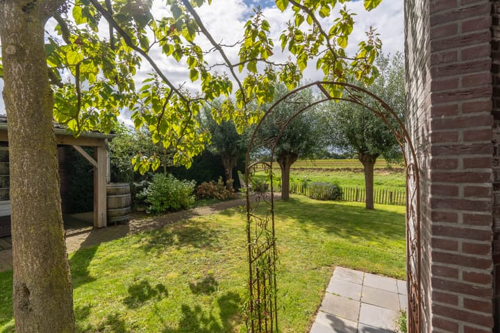 Foto 22 van Grotestraat 8