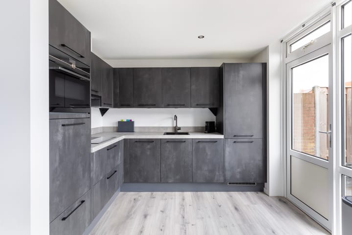 Photo 15 of van Oldenbarneveltstraat 53