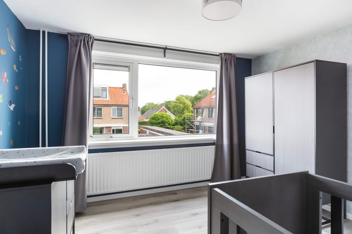 Photo 22 of van Oldenbarneveltstraat 53