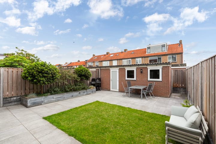 Photo 33 of van Oldenbarneveltstraat 53