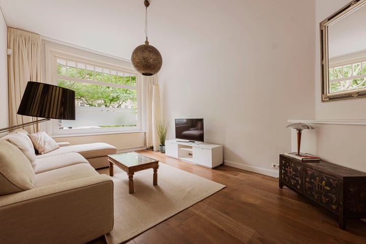 Foto 8 van Van Tuyll van Serooskerkenweg 106