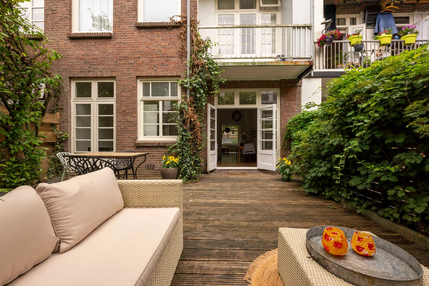 Photo 14 of Van Tuyll van Serooskerkenweg 106