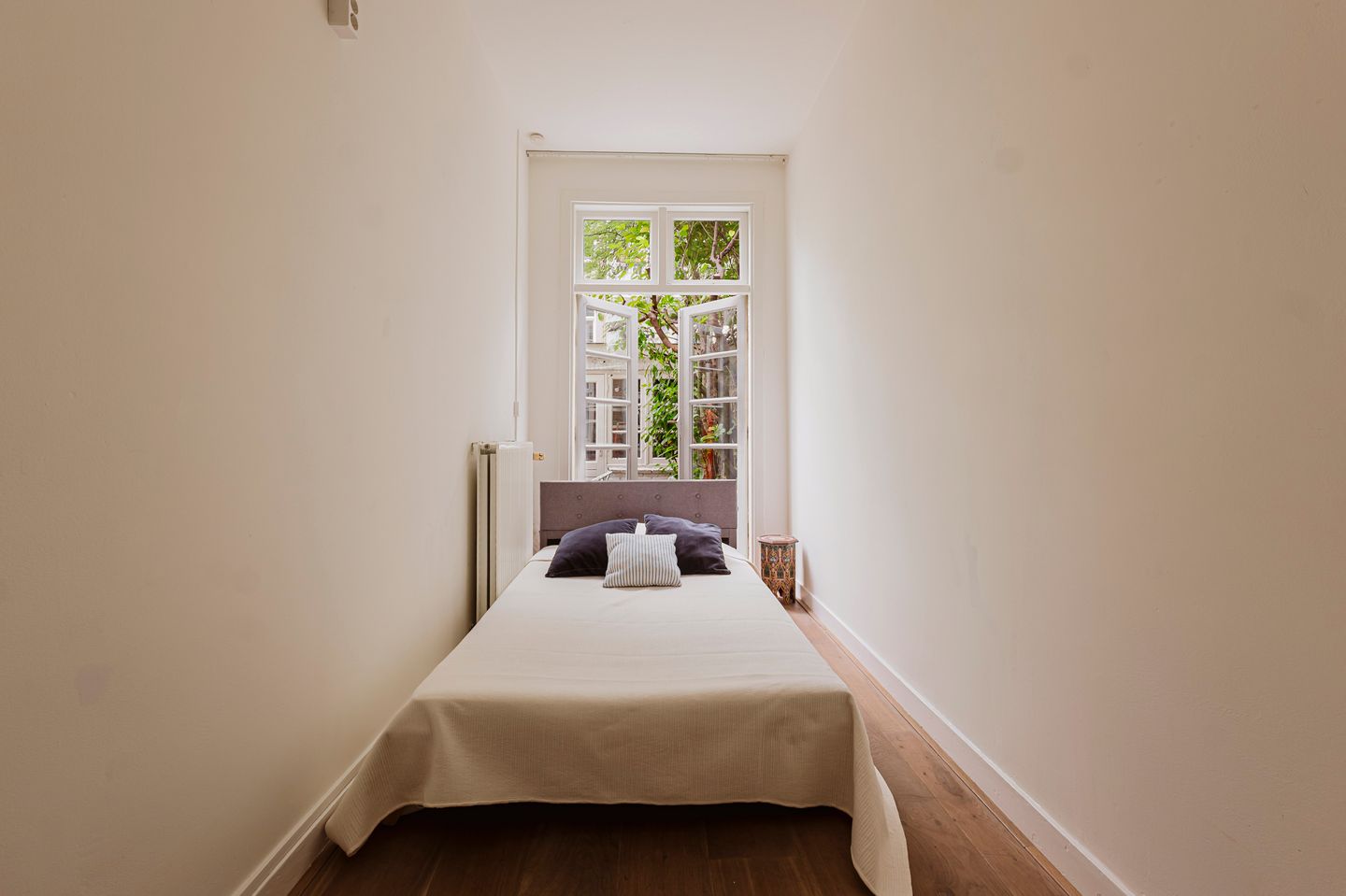 Photo 20 of Van Tuyll van Serooskerkenweg 106