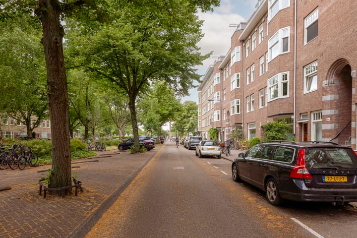 Foto 30 van Van Tuyll van Serooskerkenweg 106