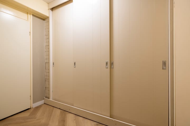 Photo 23 of Heemskerklaan 185