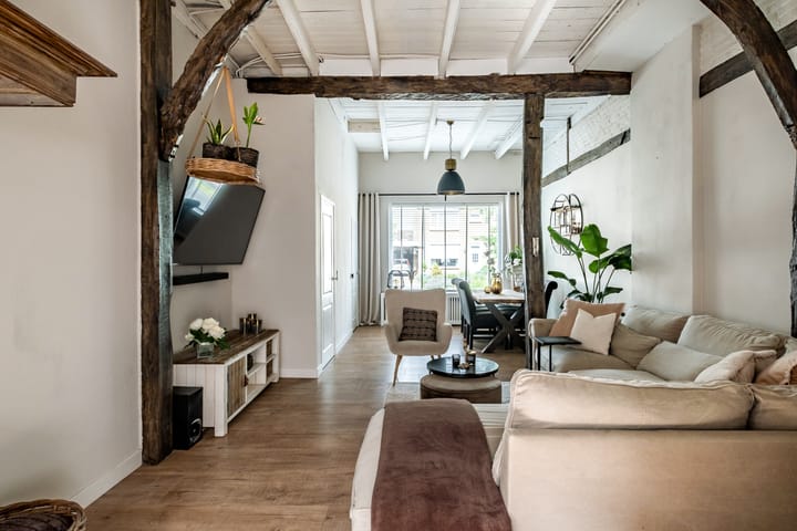 Foto 10 van Gronausestraat 243