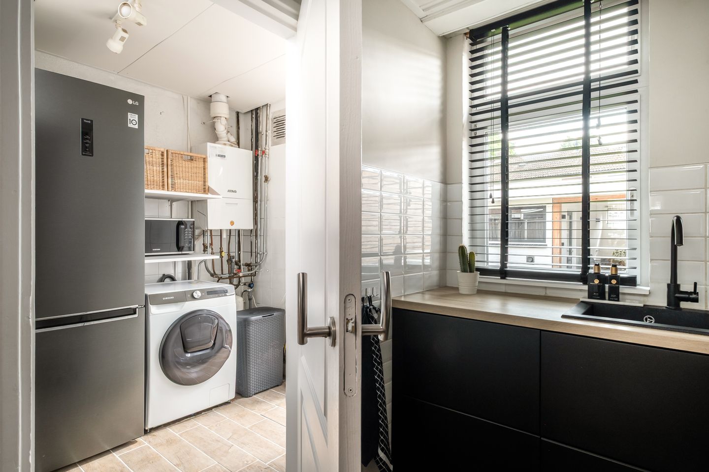 Foto 14 van Gronausestraat 243